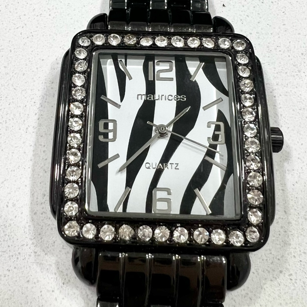 Maurices black and silver animal print women’s watch w/ crystal embellishments - Picture 2 of 4
